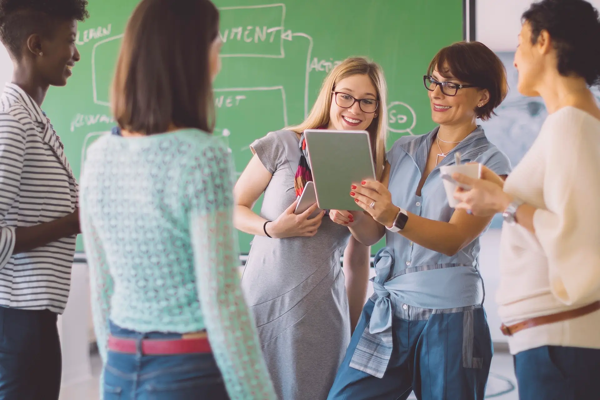 teachers working together